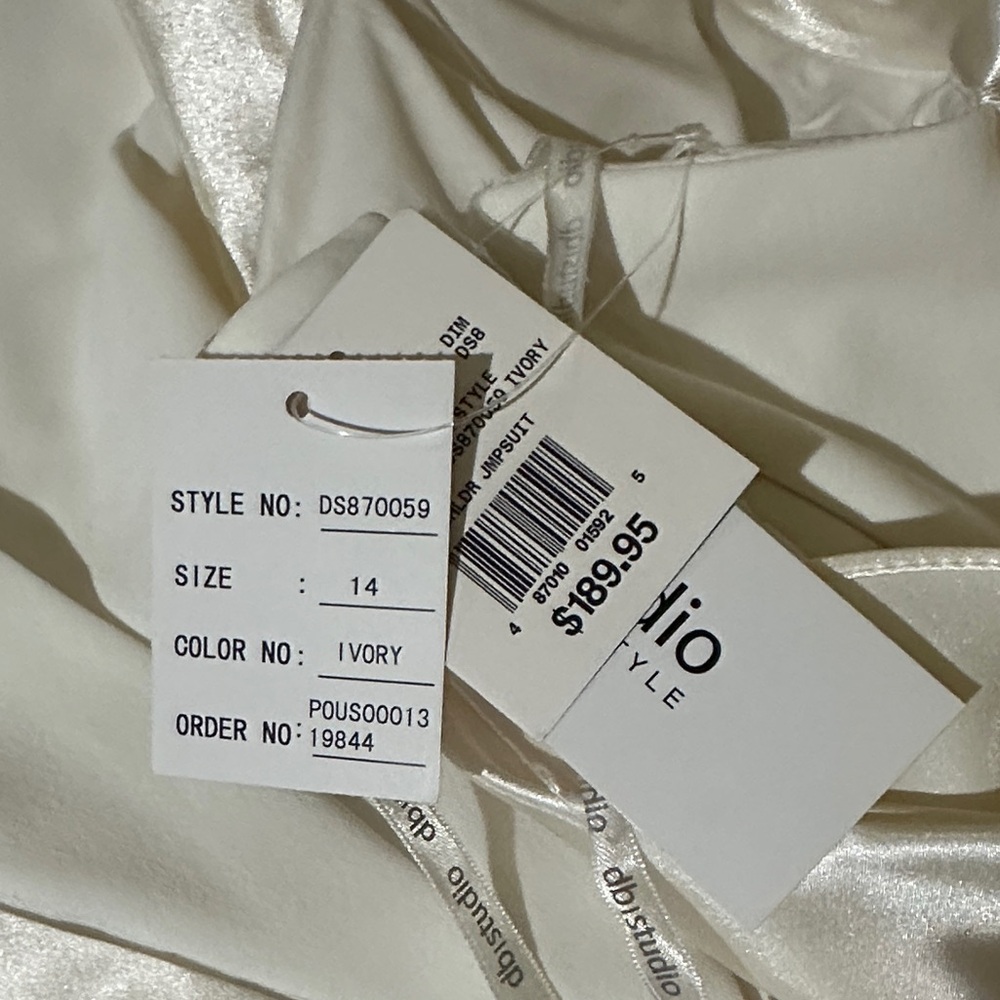 Chic One-Shoulder Cream Dress - Picture 5 of 5